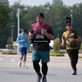 Runner Photo 6803334