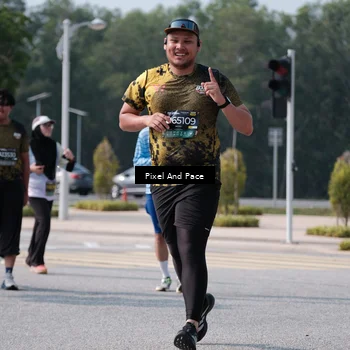 Runner Photo 6803352