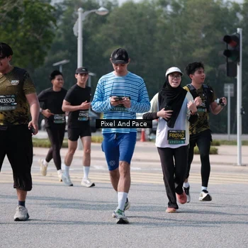 Runner Photo 6803365
