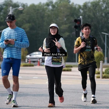 Runner Photo 6803369