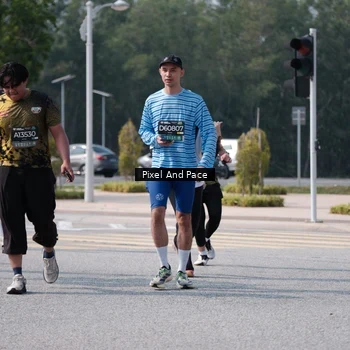 Runner Photo 6803371