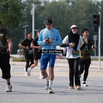 Runner Photo 6803372