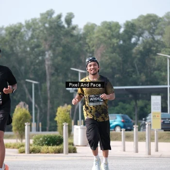 Runner Photo 6803380