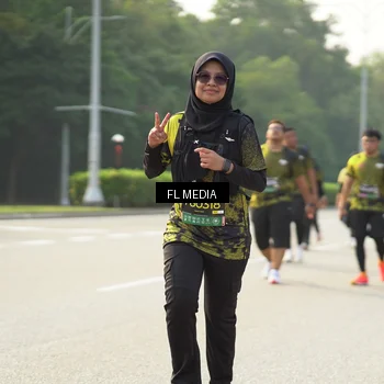 Runner Photo 6803394