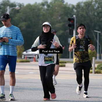 Runner Photo 6803409