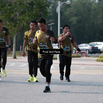 Runner Photo 6803487