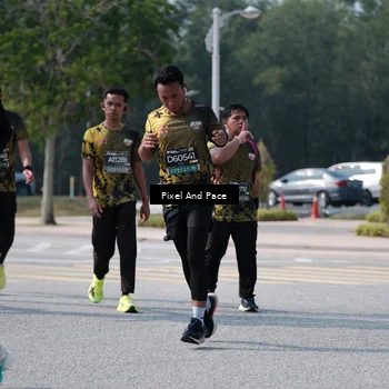 Runner Photo 6803491