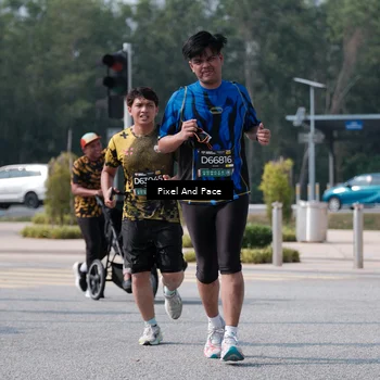 Runner Photo 6803554
