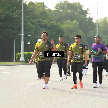 Runner Photo 6803561