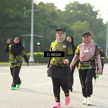 Runner Photo 6803591
