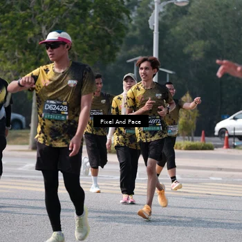 Runner Photo 6803600