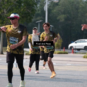 Runner Photo 6803602
