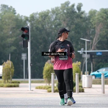 Runner Photo 6803626