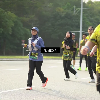 Runner Photo 6803677