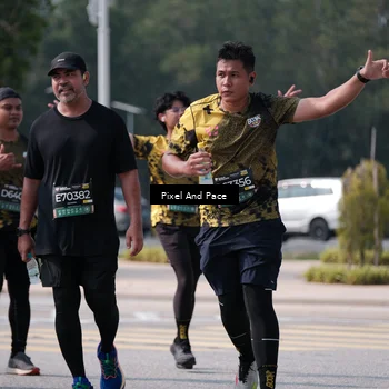 Runner Photo 6803683