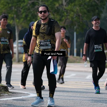 Runner Photo 6803689
