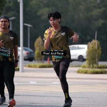 Runner Photo 6803708