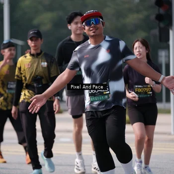 Runner Photo 6803716
