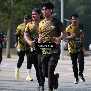 Runner Photo 6803720