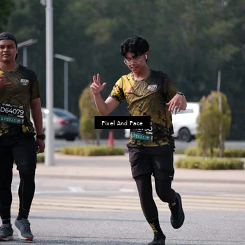 Runner Photo 6803723