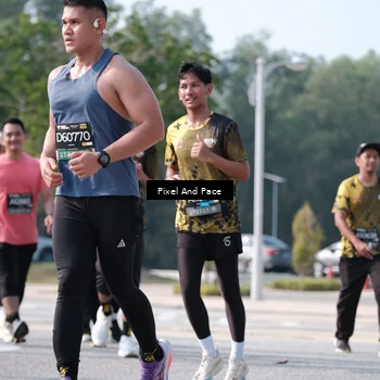 Runner Photo 6803738