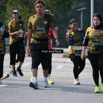 Runner Photo 6803849