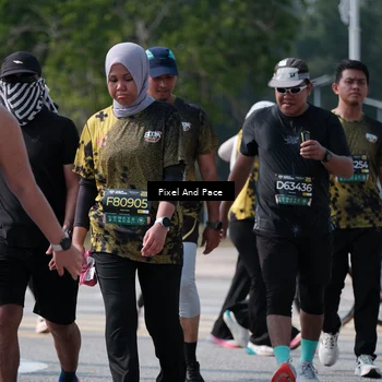 Runner Photo 6803926