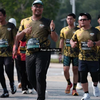 Runner Photo 6803953