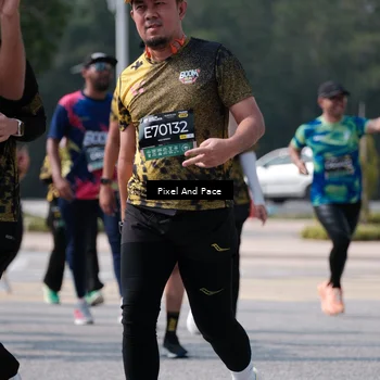 Runner Photo 6803980