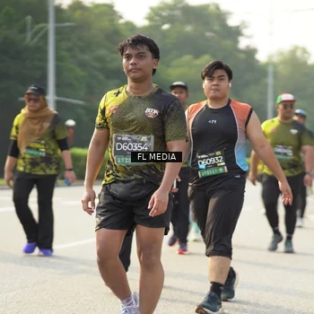 Runner Photo 6803986