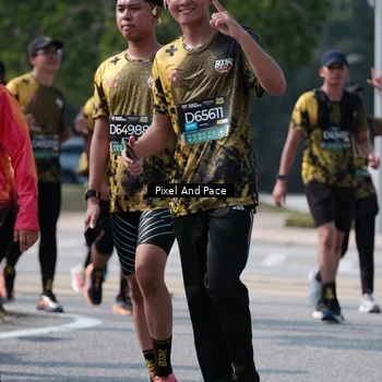Runner Photo 6803987