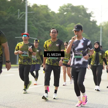 Runner Photo 6804083