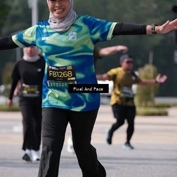 Runner Photo 6804095