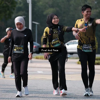 Runner Photo 6804102