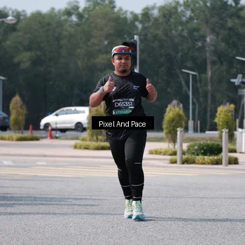 Runner Photo 6804133
