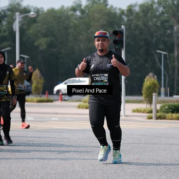 Runner Photo 6804141
