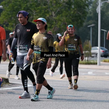 Runner Photo 6804152
