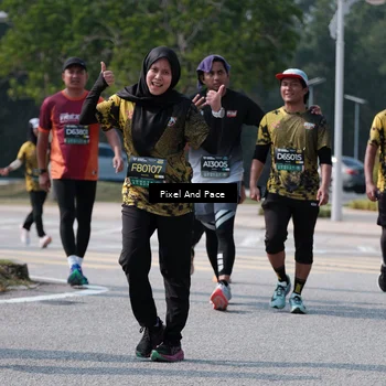 Runner Photo 6804184