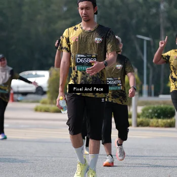 Runner Photo 6804212