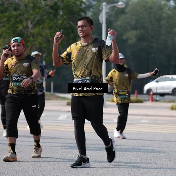 Runner Photo 6804216