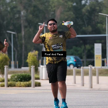 Runner Photo 6804230