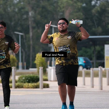 Runner Photo 6804246