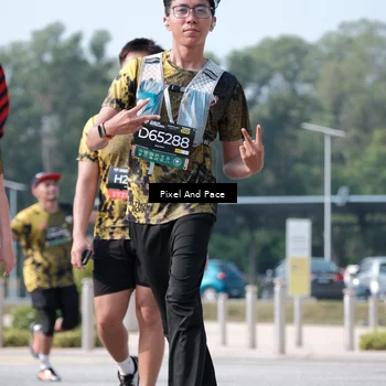 Runner Photo 6804274