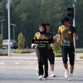 Runner Photo 6804279