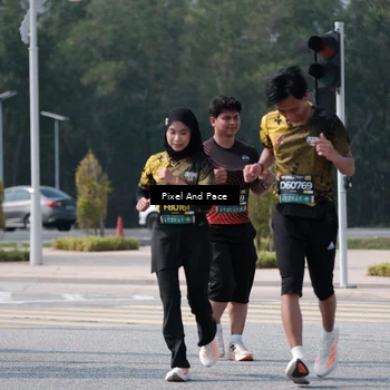 Runner Photo 6804296