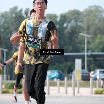Runner Photo 6804313