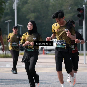 Runner Photo 6804316