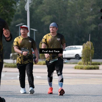 Runner Photo 6804324