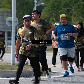 Runner Photo 6804341
