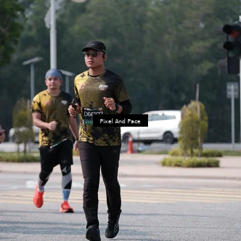 Runner Photo 6804342